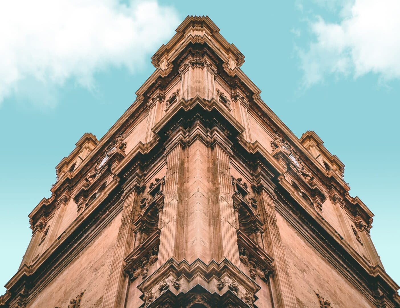 Top 10 Tips for Commercial Real Estate Photography